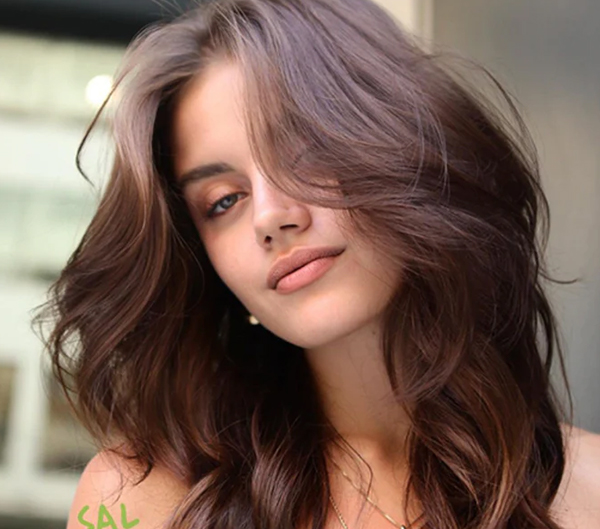 21-30 Gorgeous Women’s Layered Haircuts for Long Hair in 2025