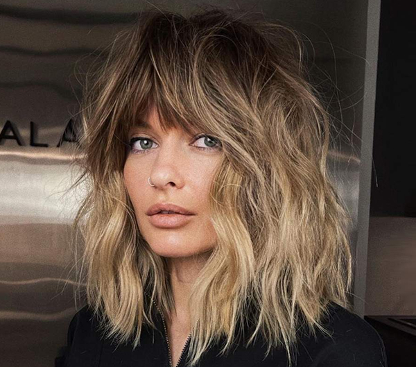 29-30 Gorgeous Women’s Layered Haircuts for Long Hair in 2025